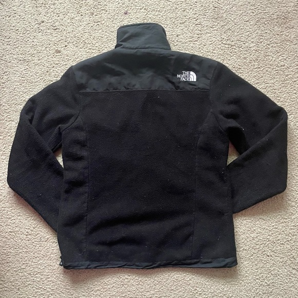 Women’s The North Face Denali Jacket - Picture 3 of 5